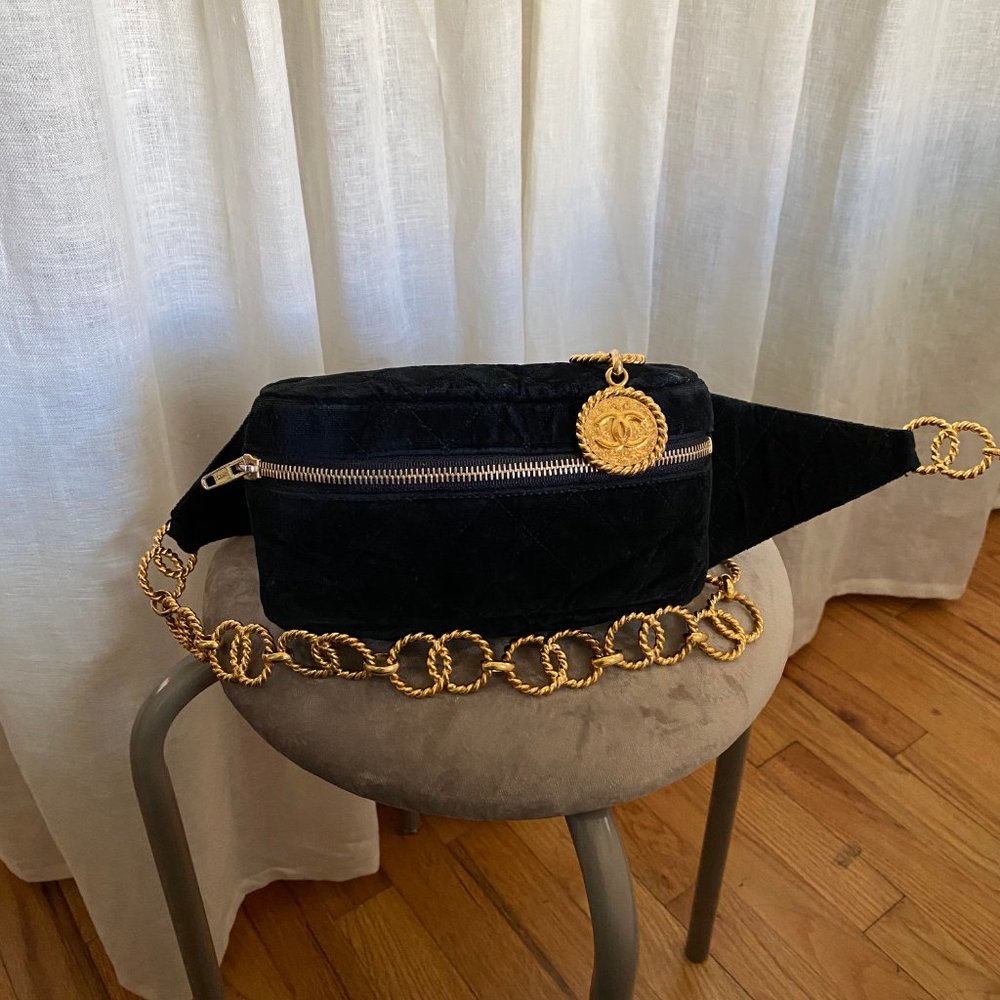 Chanel Vintage 90's Waist Fanny Pack Belt Bag - Picture 13 of 14